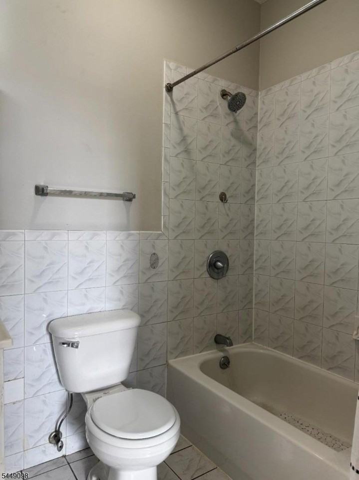109 Irene St #1 - Photo 6 of 10