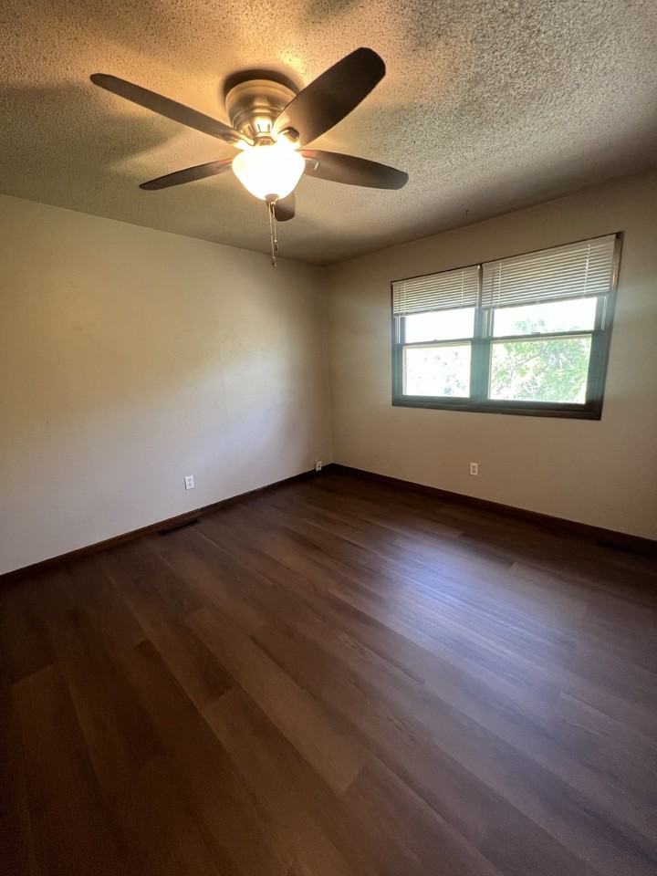 33 E Pleasant View Dr - Photo 4 of 23