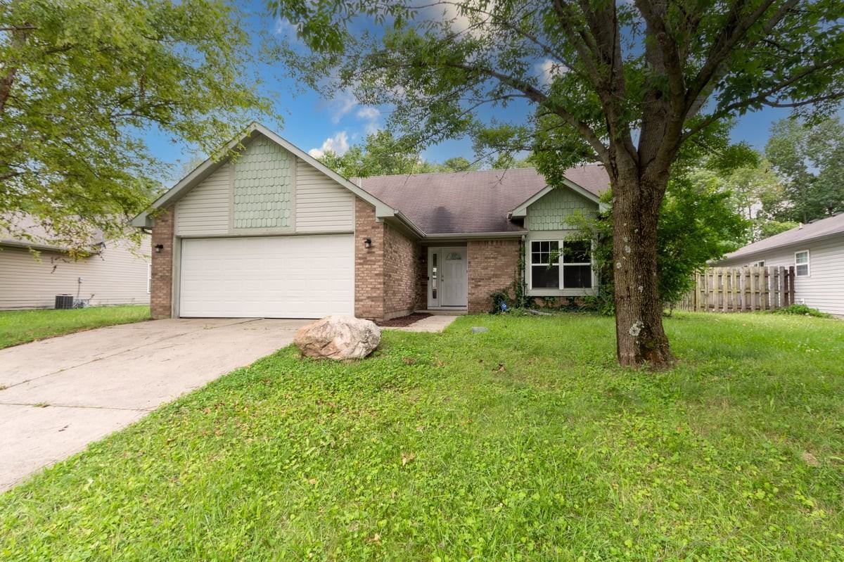 11325 Sweetleaf Dr - Photo 2 of 50
