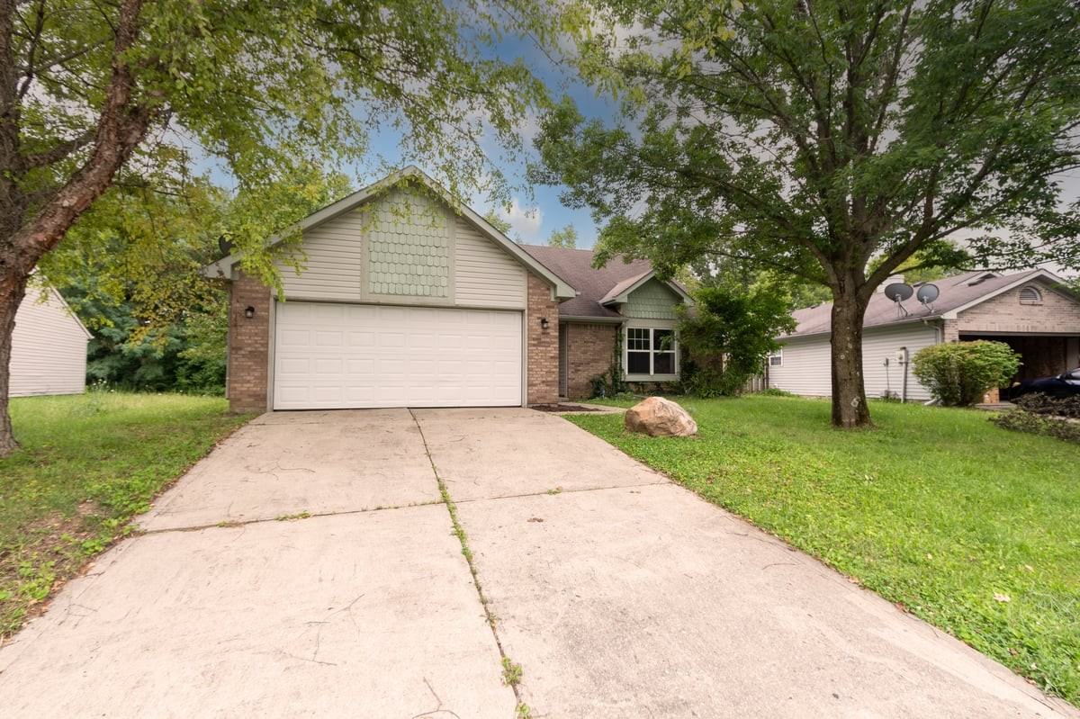 11325 Sweetleaf Dr - Photo 4 of 50