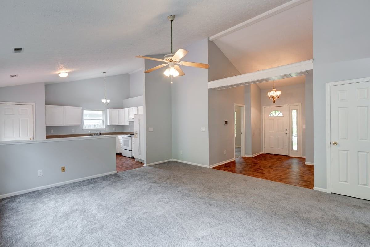 11325 Sweetleaf Dr - Photo 5 of 50