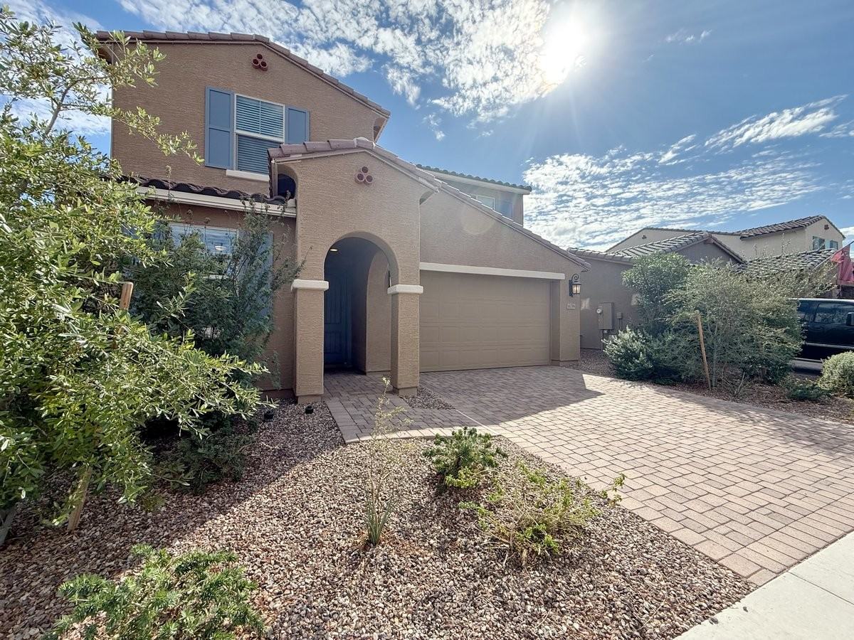 16759 W Canterbury Dr - Photo 7 of 50