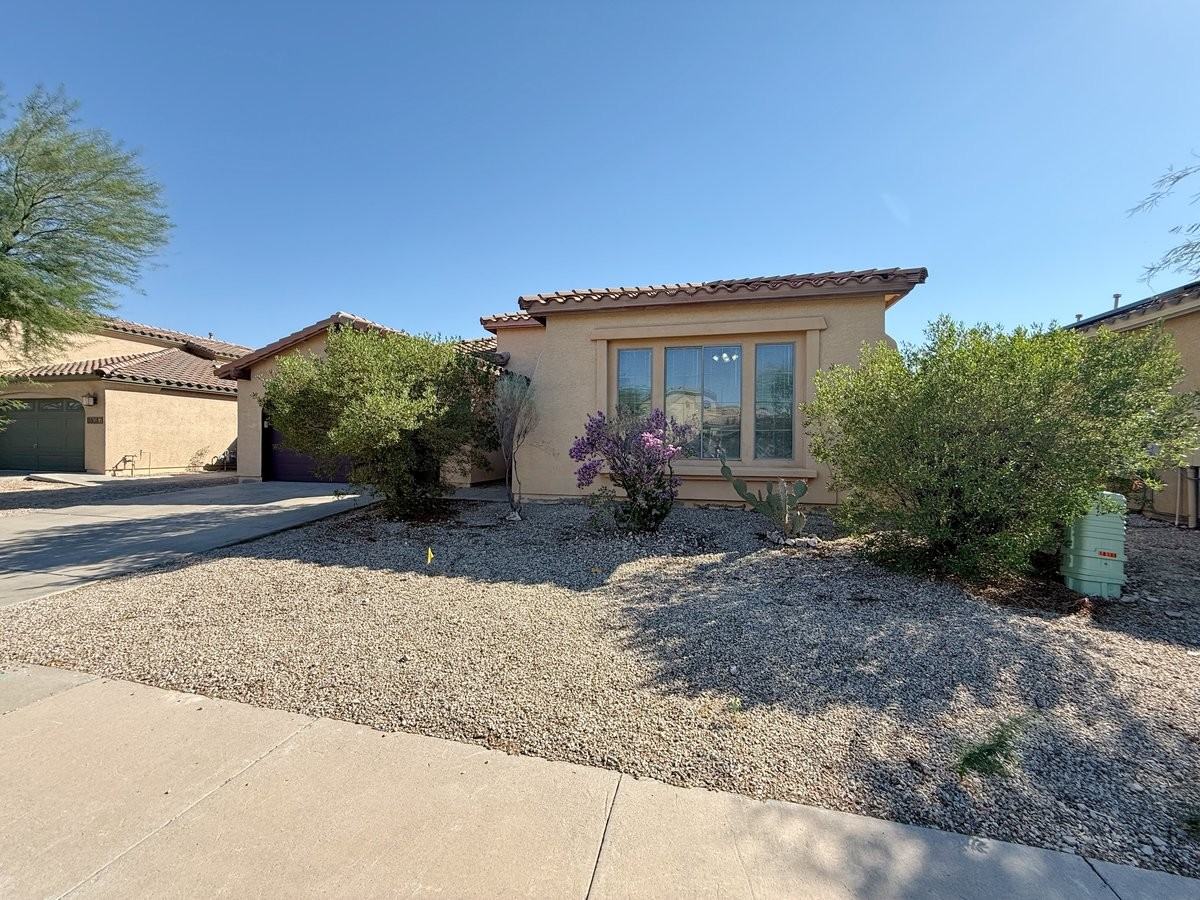 18099 W La Mirada Dr - Photo 3 of 29