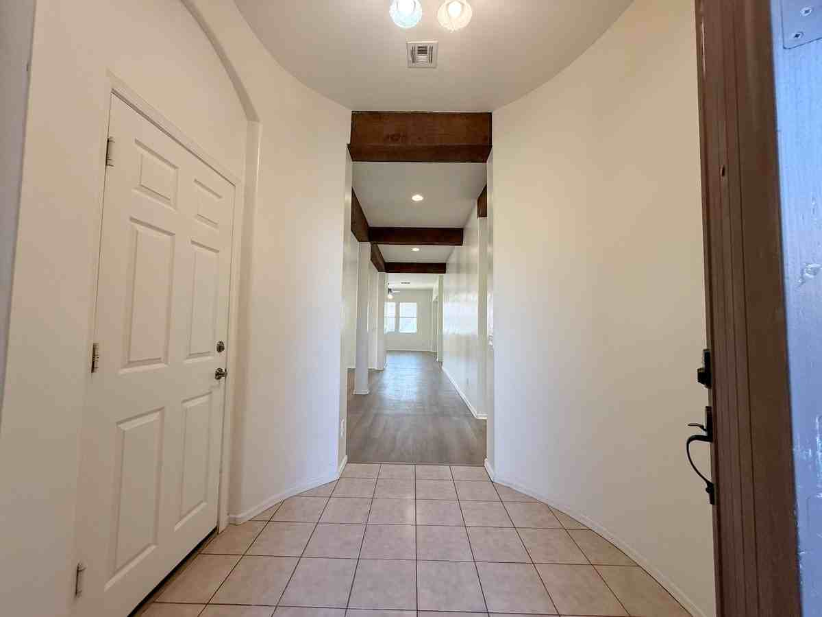 18099 W La Mirada Dr - Photo 5 of 29