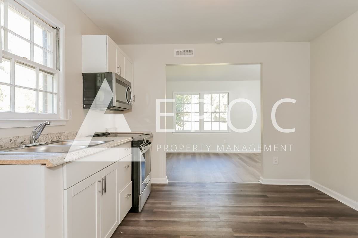 1728 Gavin Dr - Photo 4 of 14