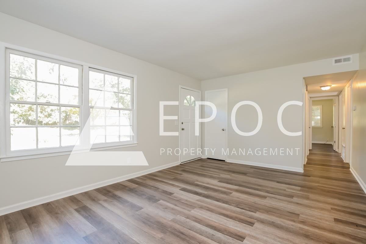 1728 Gavin Dr - Photo 7 of 14