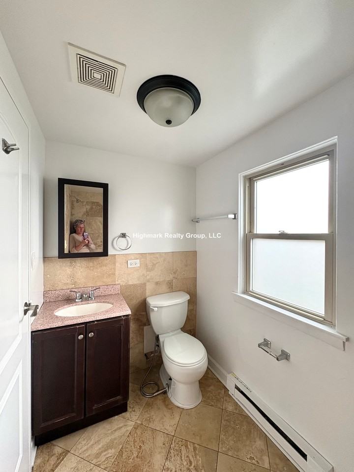 7630 1/2 N Milwaukee Ave #3A - Photo 5 of 6