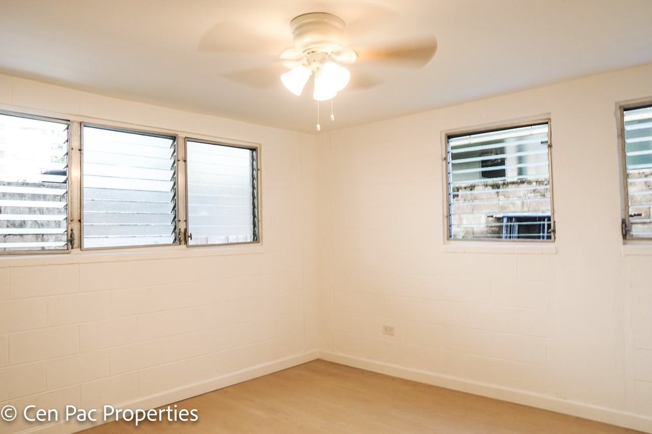 1420 Wilder Ave - Photo 2 of 6