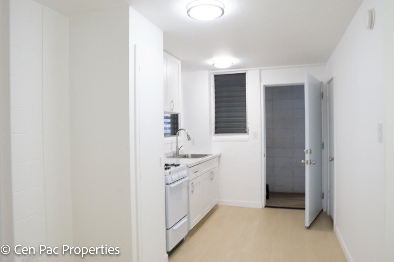 1420 Wilder Ave - Photo 4 of 6