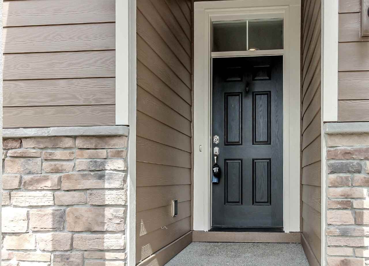 6505 Summerwood Dr E - Photo 4 of 50