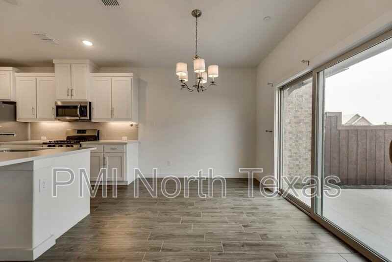 2709 Splendor Ln - Photo 7 of 26