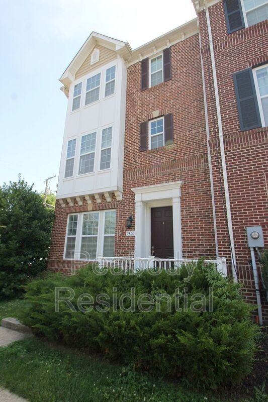5800 Foley St - Photo 2 of 27