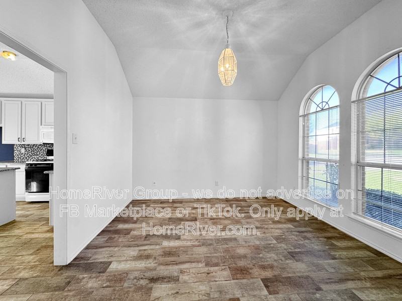 2300 Granbury Dr - Photo 7 of 19