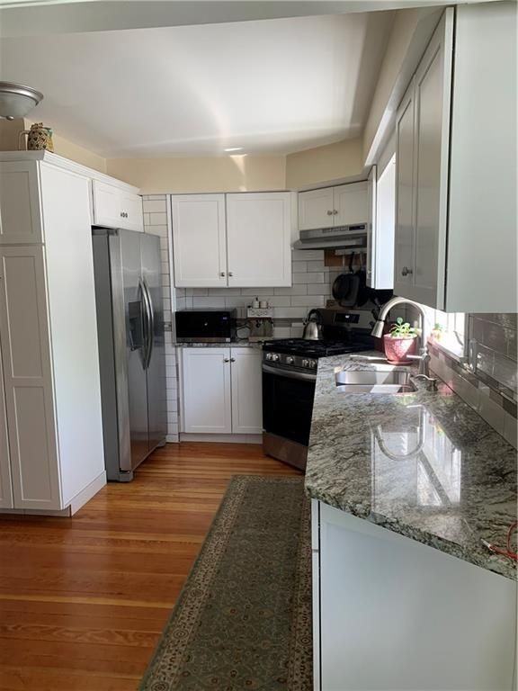 20 Farm St - Photo 3 of 19