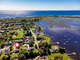 featured image of 27 Sunset Dr