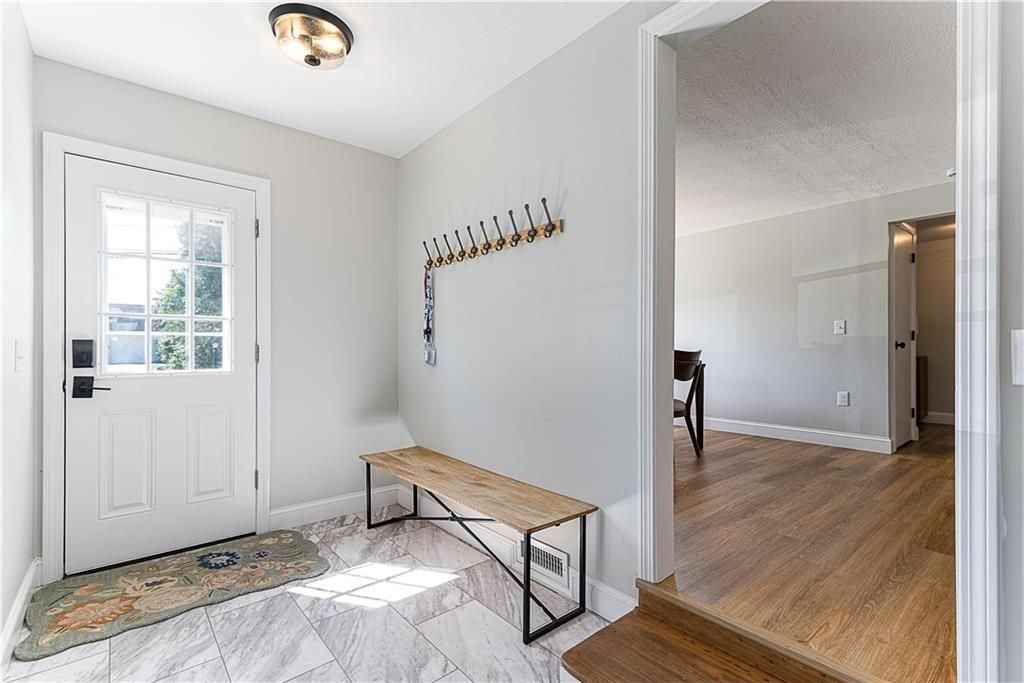 27 Sunset Dr - Photo 6 of 29