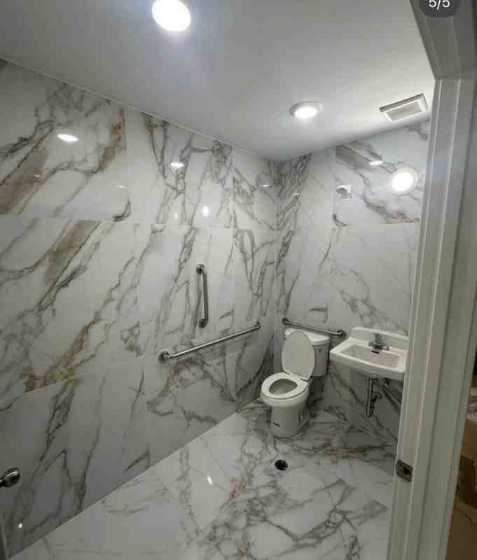 2625 W 79th St - Photo 6 of 8