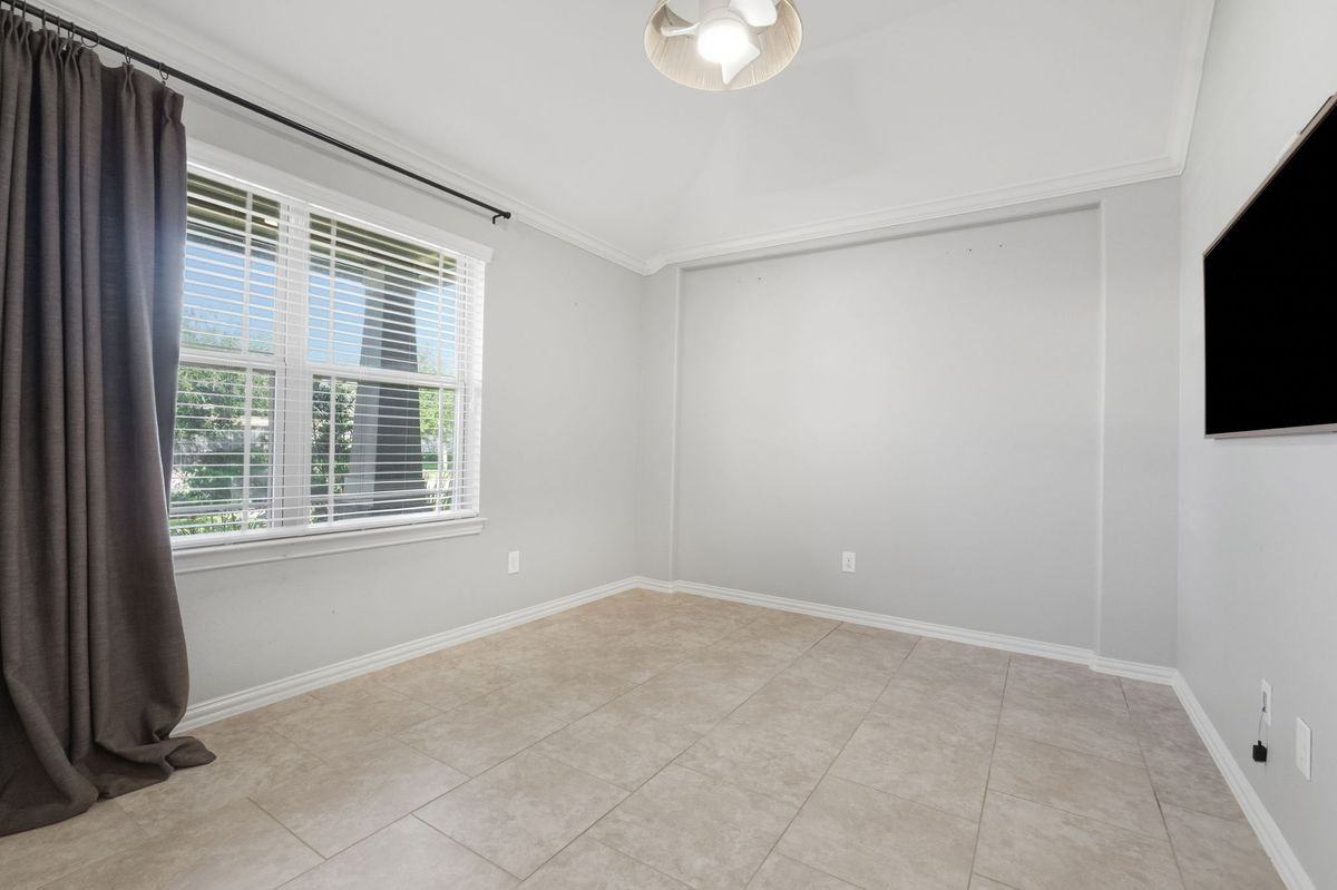 18014 Fernwood Bend Dr - Photo 7 of 34