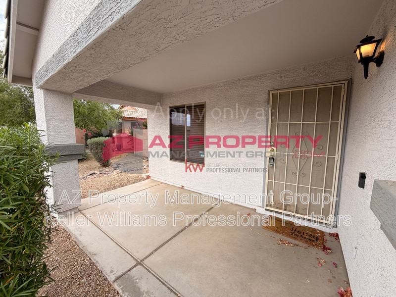 15819 W Yavapai St - Photo 3 of 16