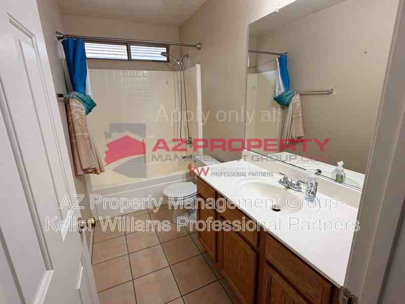 15819 W Yavapai St - Photo 7 of 16