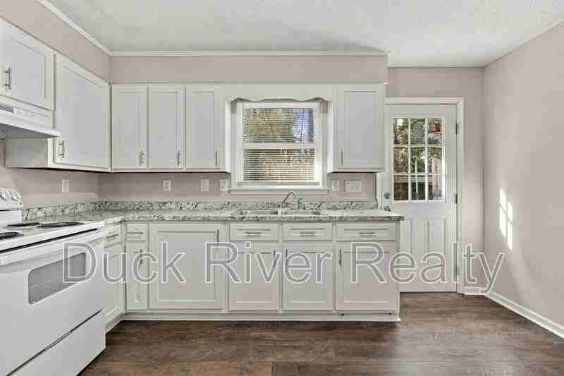 205 Hunter Dr #A - Photo 7 of 21
