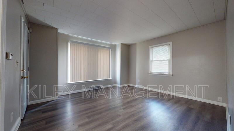 722 Hubbard Ave - Photo 5 of 11
