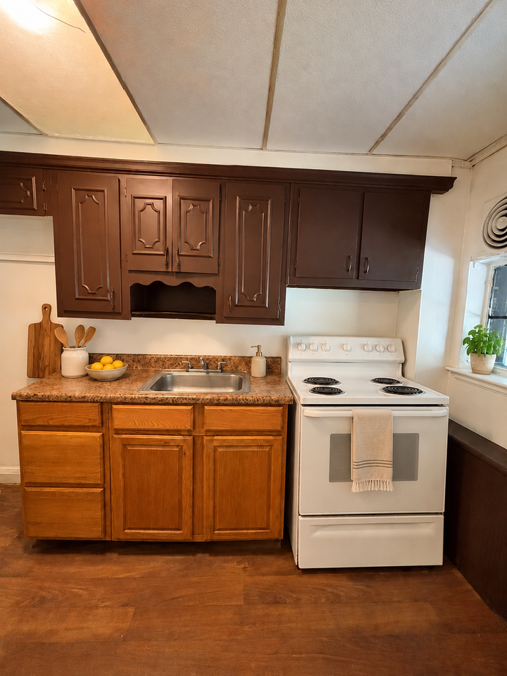 606 Washburn Ave - Photo 5 of 22