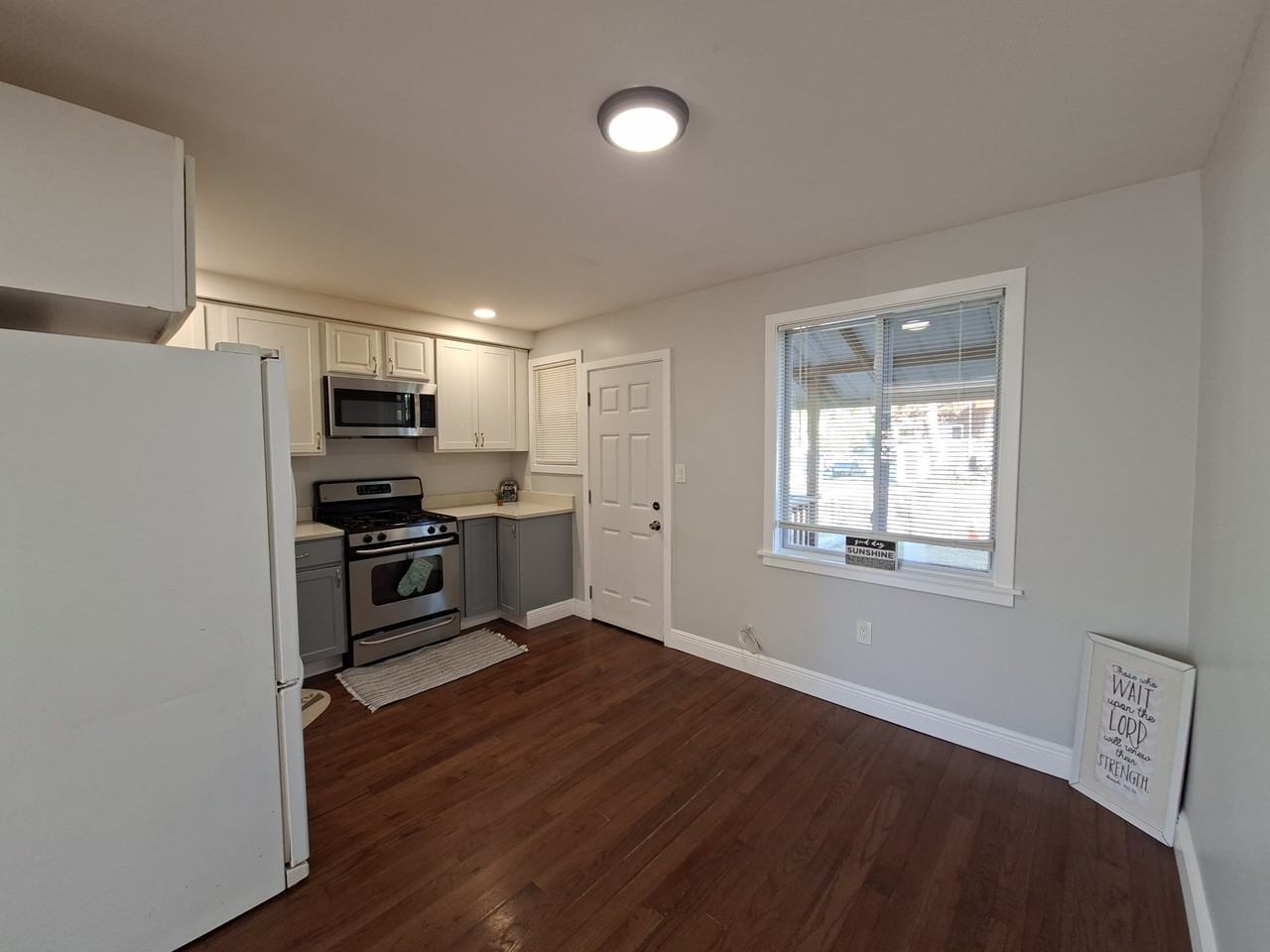 3803 10th St - Photo 3 of 14