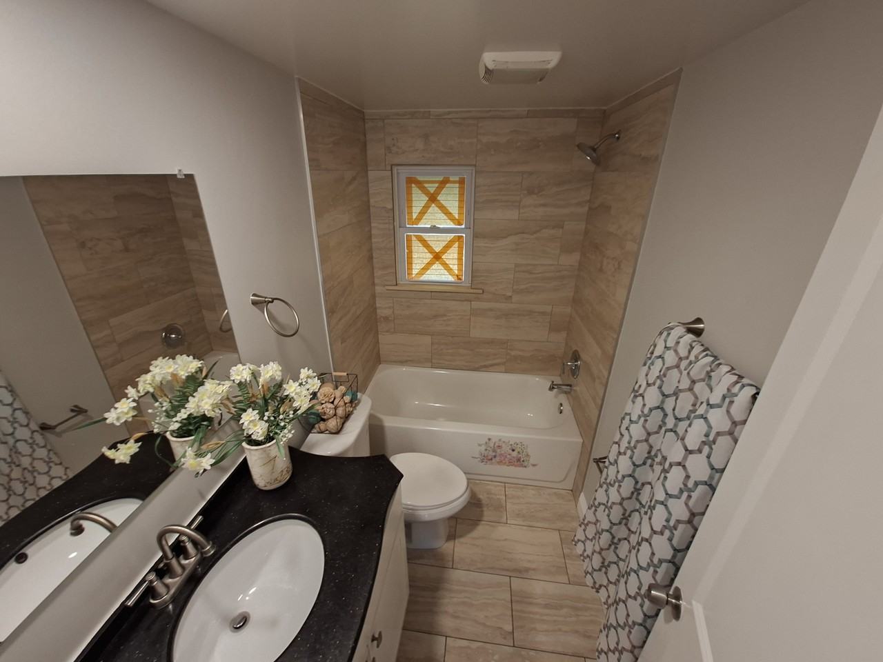 3803 10th St - Photo 6 of 14