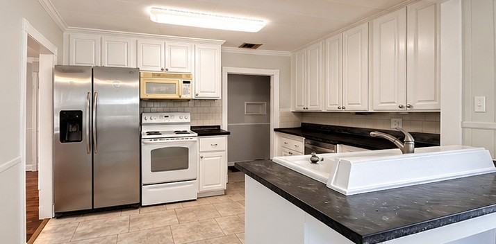109 N 24th Ave - Photo 4 of 16