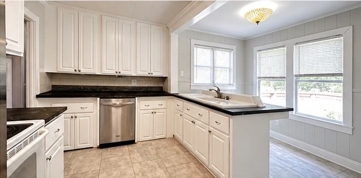 109 N 24th Ave - Photo 5 of 16