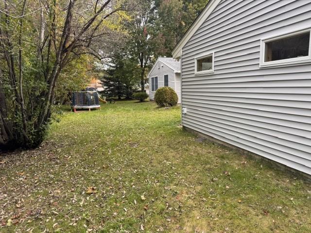 2 Corey Dr - Photo 4 of 39