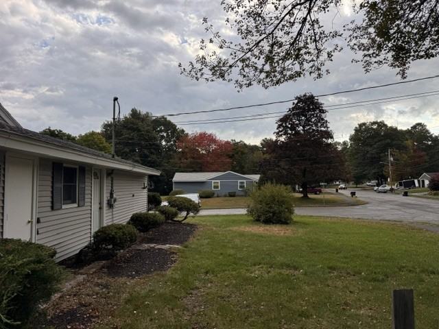 2 Corey Dr - Photo 5 of 39