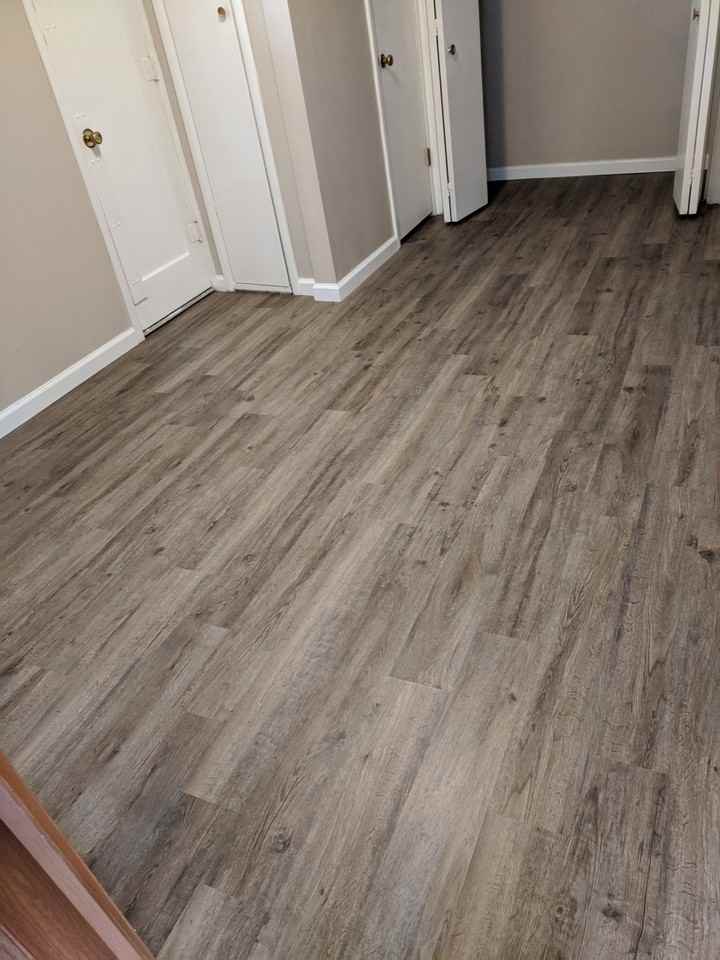 544 1/2 Solberg Dr - Photo 6 of 8