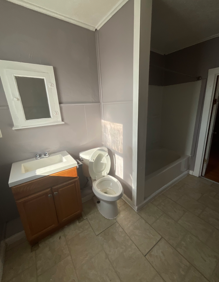 368 Dearborn St - Photo 6 of 11
