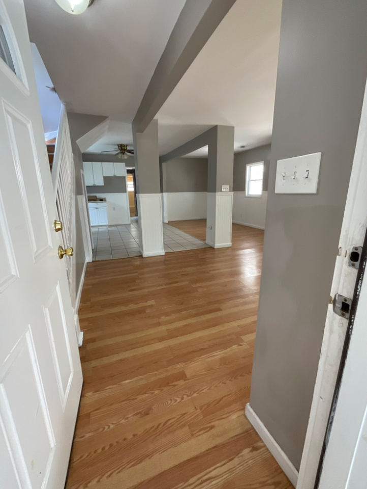 322 Riverside Ave - Photo 5 of 13