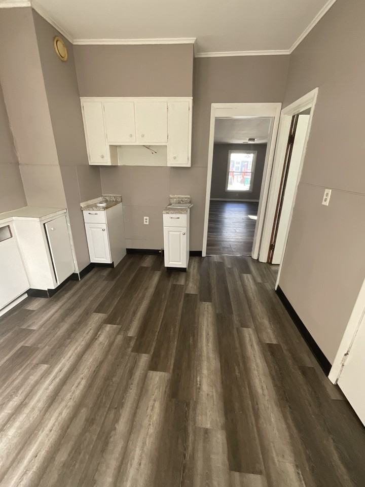 134 Condon Ave - Photo 7 of 10