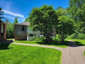 195 Ledgewood Cir - Photo 1 of 1