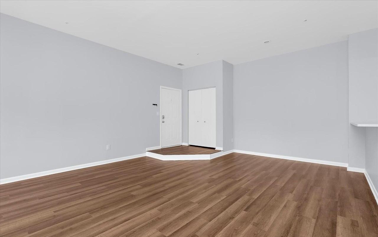 40 Greystone Ct - Photo 6 of 35