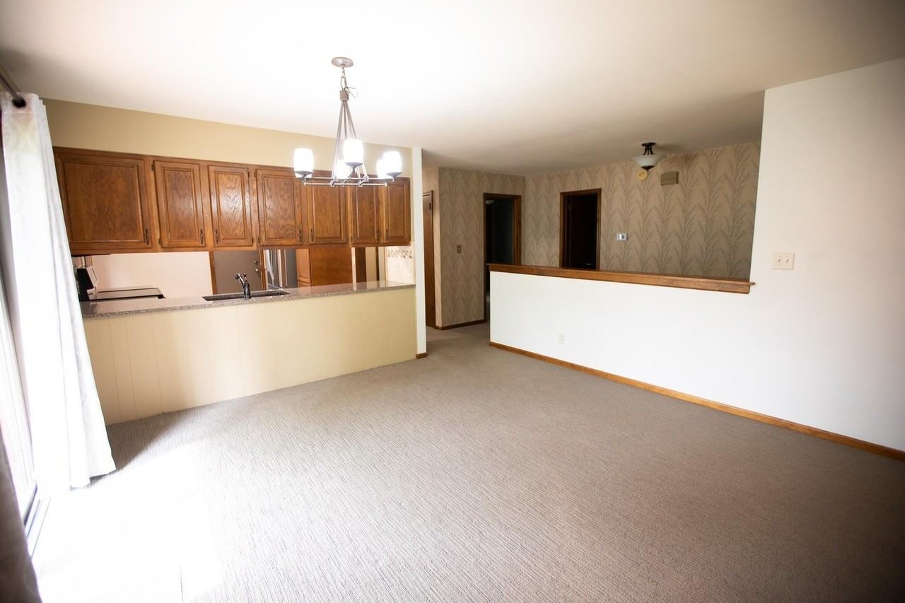 2172 Wildfield Dr Ne - Photo 4 of 21
