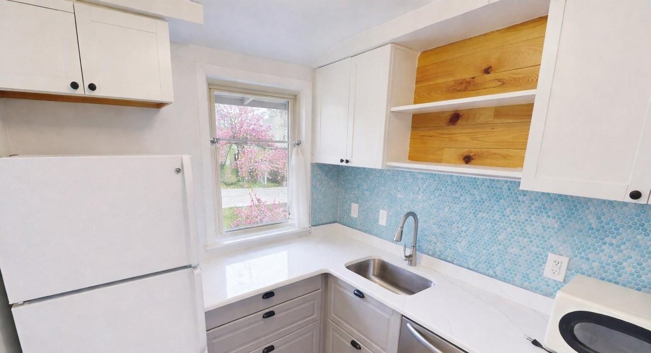 2663 Pittsfield Blvd - Photo 3 of 17