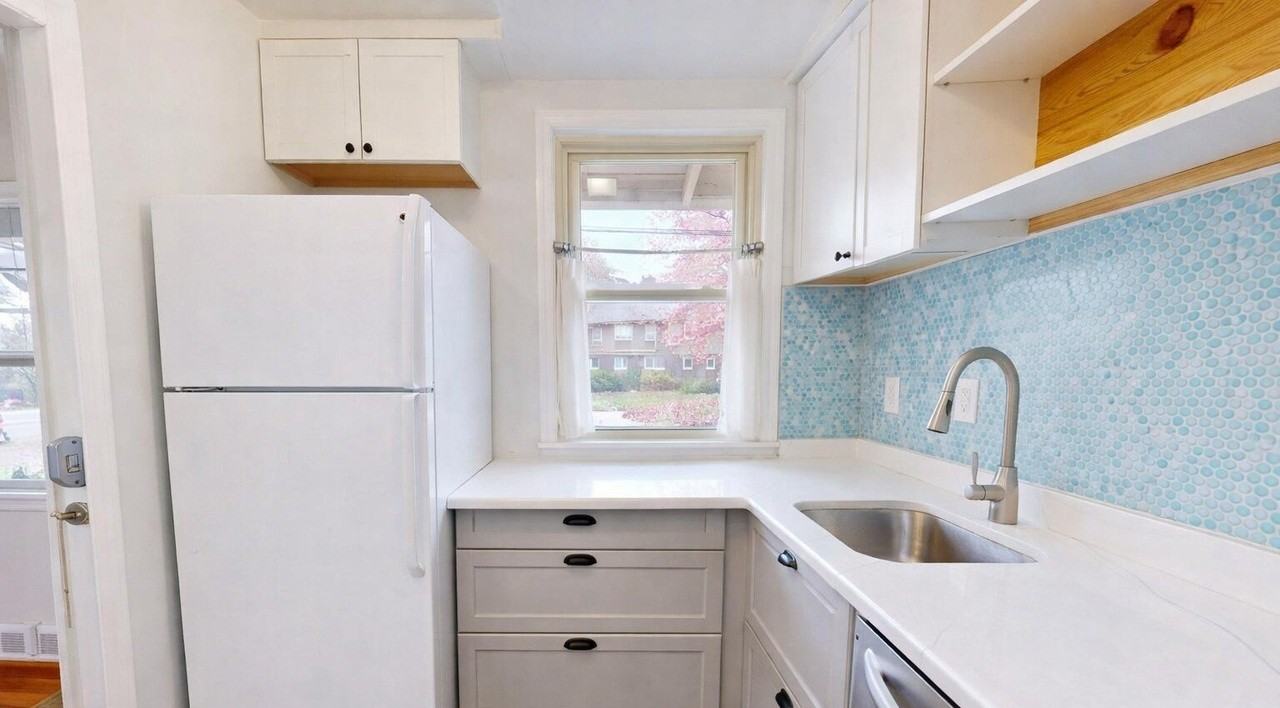 2663 Pittsfield Blvd - Photo 4 of 17