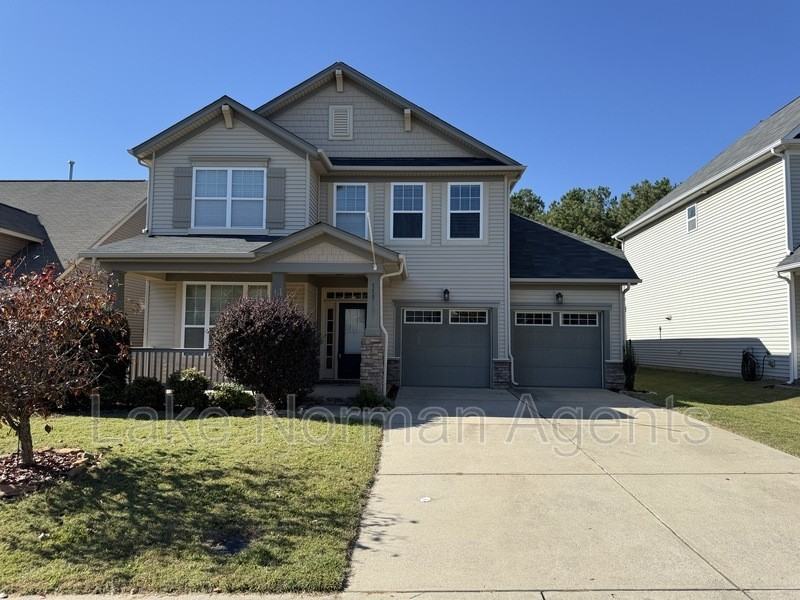 111 Edenton Ln - Photo 3 of 26