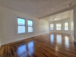 featured image of 212 Burnside Ave