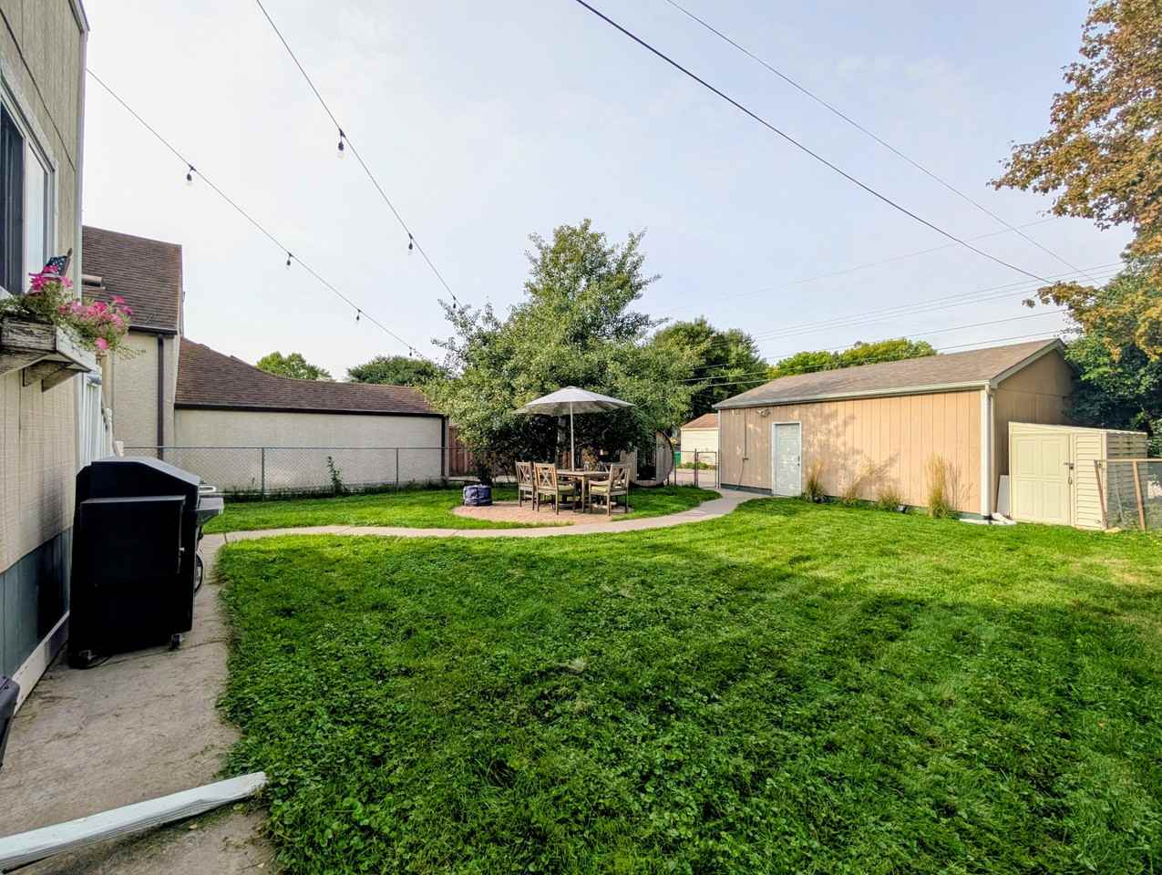 2330 Mckinley St Ne - Photo 3 of 18