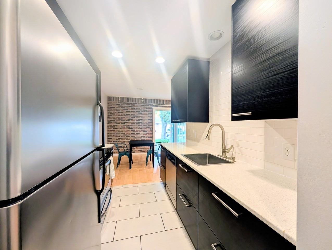 6317 Alderwood Bay #A - Photo 5 of 11