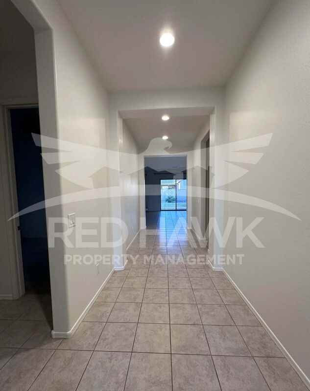 991 E Holland Park Dr - Photo 3 of 40