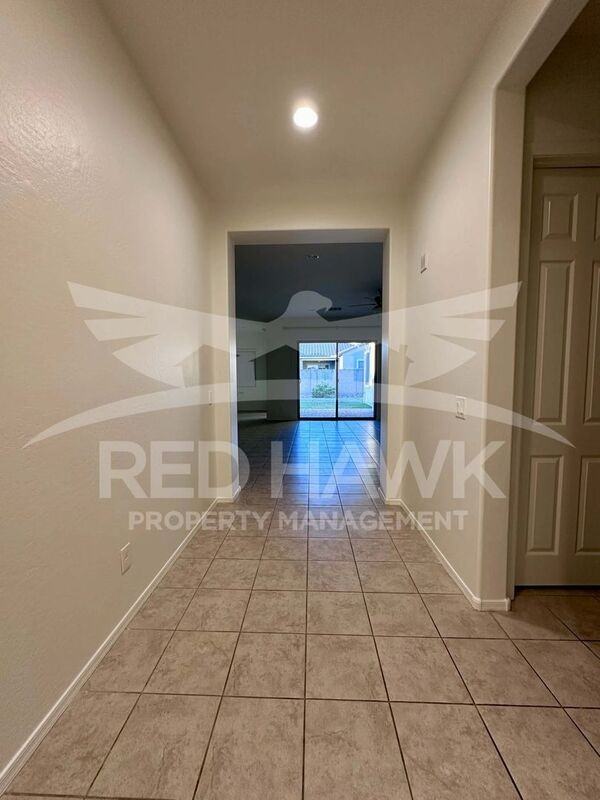 991 E Holland Park Dr - Photo 6 of 40