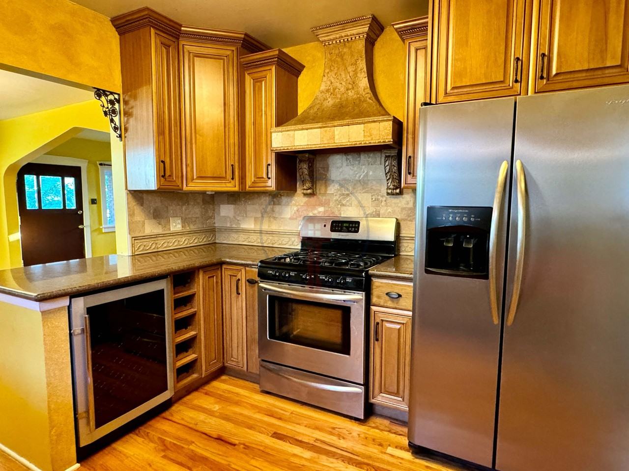 251 E Hubbard Ave - Photo 7 of 22