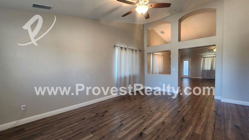 17907 Birch St - Photo 4 of 31